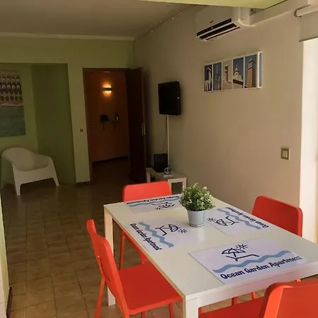 Algarve Ocean Garden Портіман